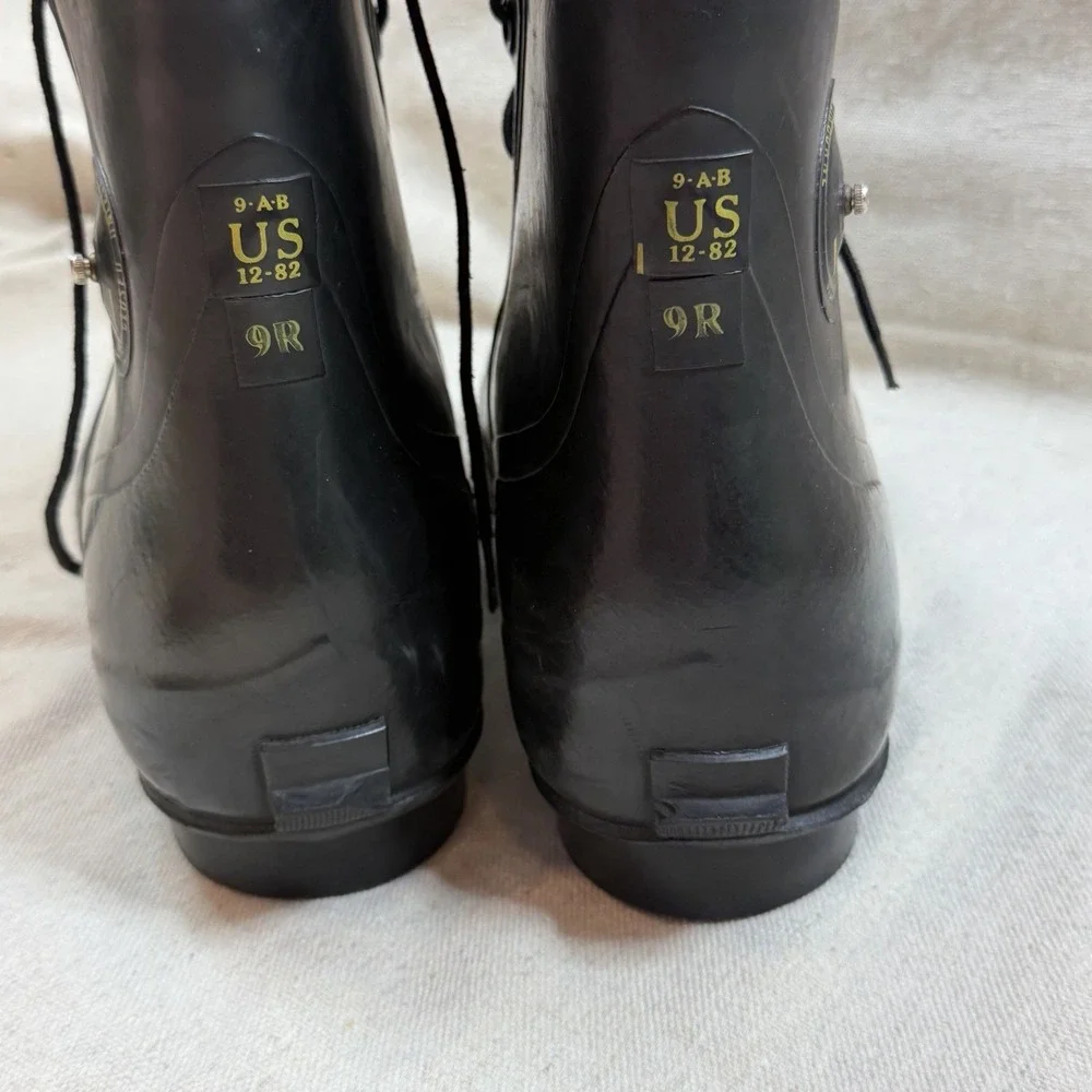 Bata Mickey Mouse Boots 9R Military Issue Extreme Cold Weather (-20F) Unissued